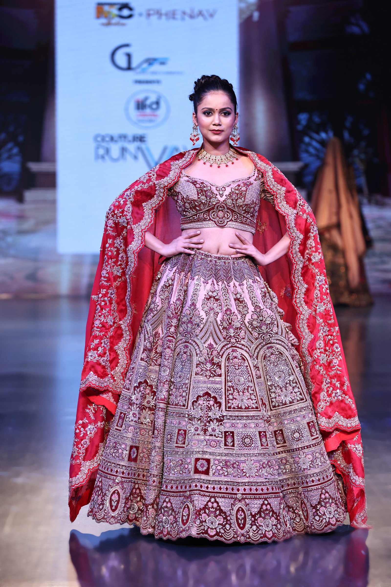 Sabyasachi Gowns Alert: Find Out Why These Gorgeous Gowns Should Be Your  Next Favourite Wedding Outfit